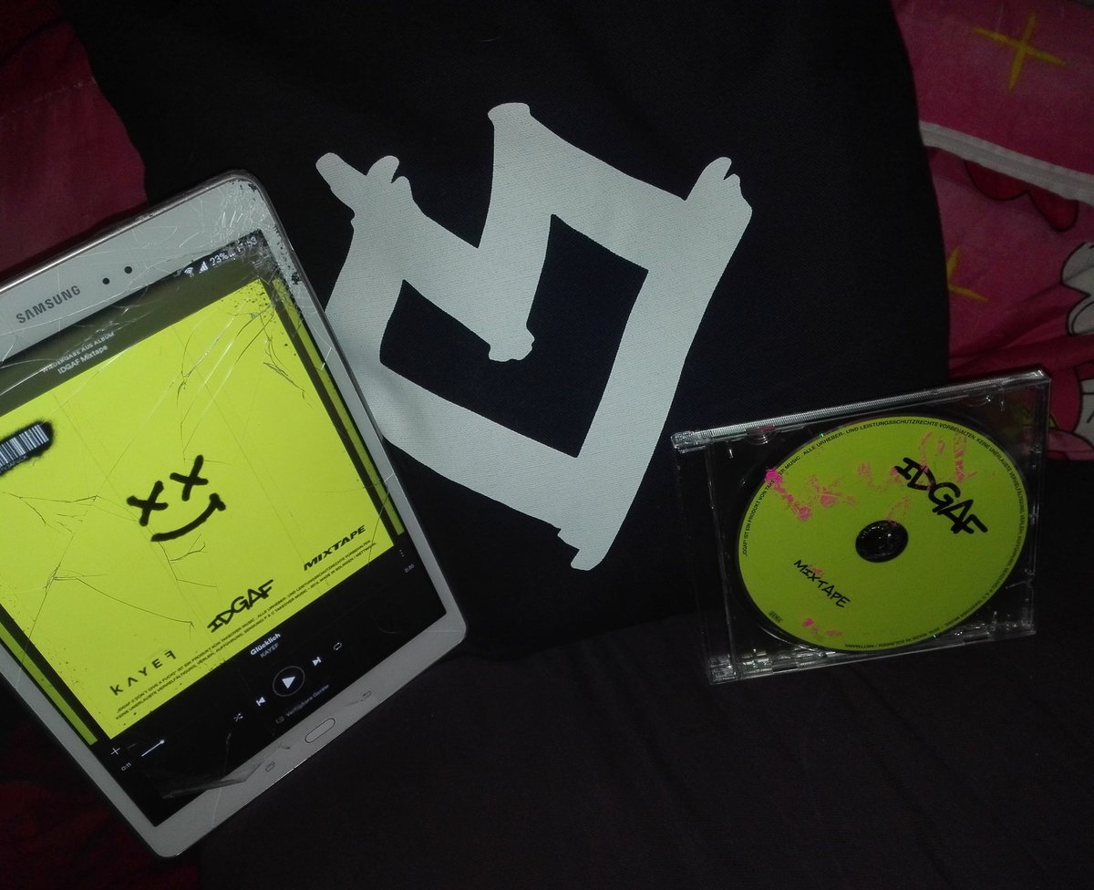 LisaModus's tweet image. So verliebt in dieser ep!❤ 
Und das schon seit München!🙏 @kayefofficial #IDGAF #kayef