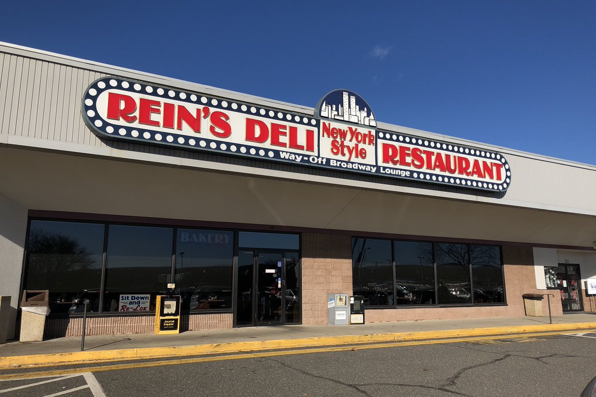 MACH5Pro's tweet photo. After a full week on the road shooting, a well deserved reward. #bostonvideographer #bostonvideoproduction #roadtrip #reinsdeli #pastrami https://t.co/1jx5EceYAw