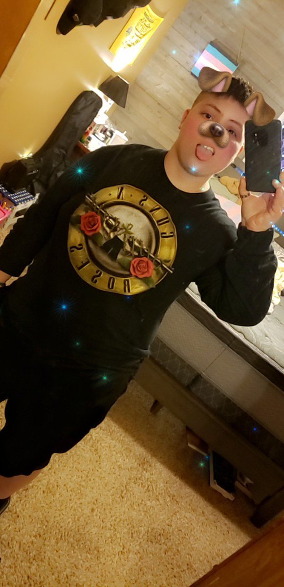 _chedaarbob's tweet photo. So hey guys, my name is Cameron Alexander. 🤘♂️💙 #FTM #ProudTransMan #Transgender #LGBT #4MonthsOnT https://t.co/rQ7l0ZxDyS