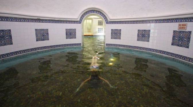 Las termas romanas de Alange son una maravilla, pero si encima puedes visitarlas gratis... 😜 ¡Estas Navidades no pierdas la oportunidad! 😉 (vía <a href="/planvex/">planVE guía de ocio</a>). ow.ly/7AeZ30mTppo