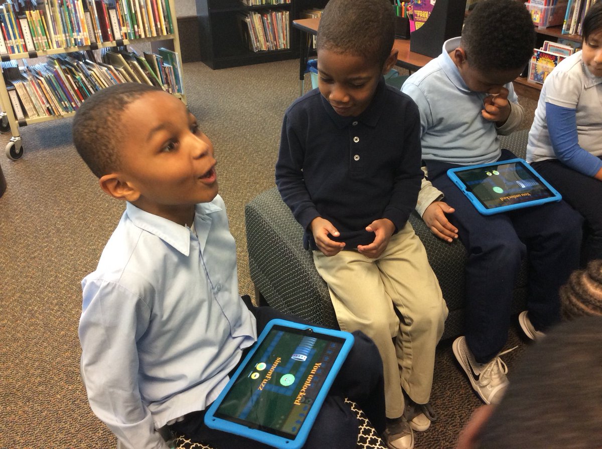 Ms_McElroy's tweet photo. CWE First Graders rocking the library coding lesson.
#cwhoc18 #WeAreGrandview https://t.co/Mclg5Wqlkn