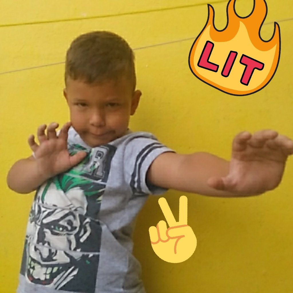 Lara10758944's tweet photo. #NewProfilePic https://t.co/ekTT5TZGAG