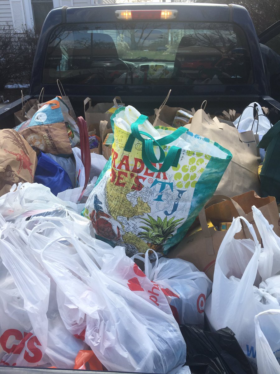 1,660 pounds of food donated to the Northern Illinois Food Bank! A new record. Thank you Geneva!