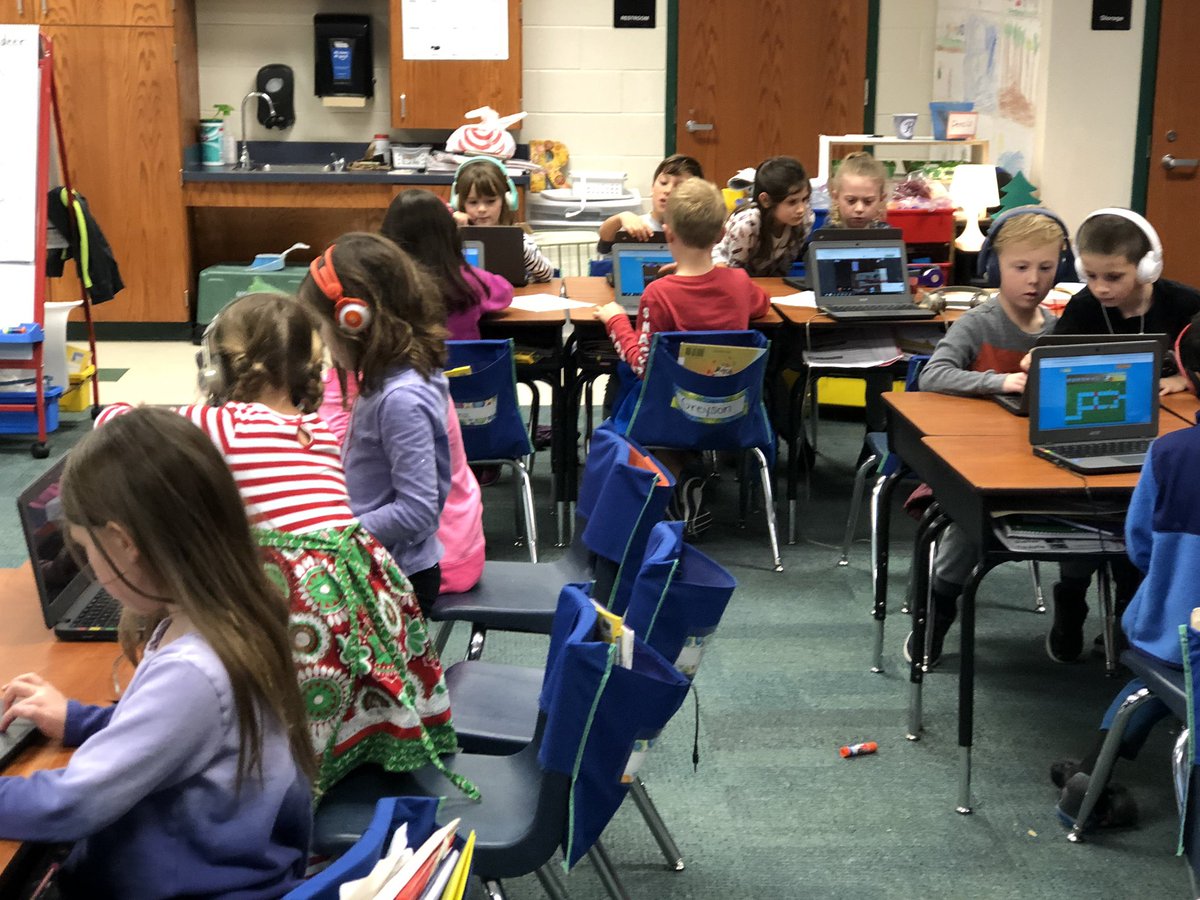 adroseteach's tweet image. National Hour of Code this week!  @FierceFolsom #hourofcode #ProsperCodes