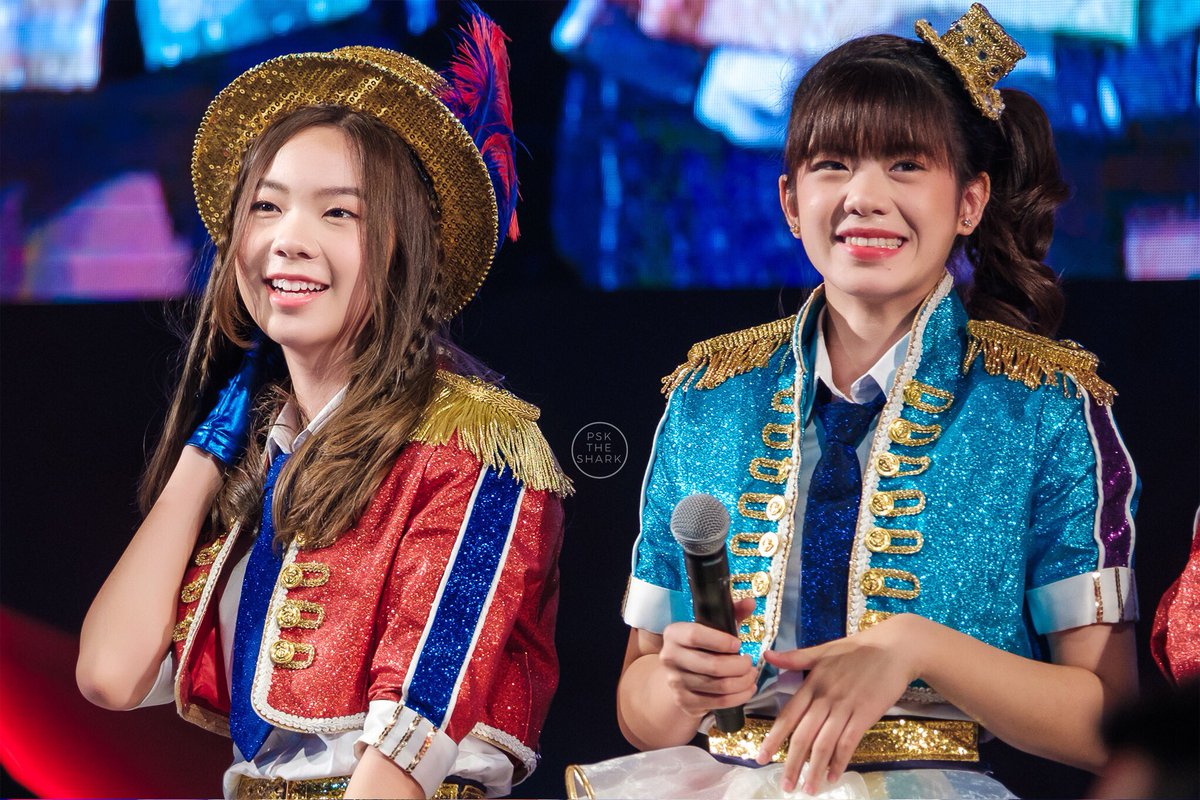 psktheshark's tweet photo. ❤️พี่ปัญ น้องวี❤️
#BNKFestival #ToyotaMasterCSGO #BNK48 #PunBNK48 #WeeBNK48 #น้องปัญผู้น่าร๊ากกก
ติดตามน้องปัญได้ที่ IG : pun.bnk48official
ฝากติดตามเพจ ❤️ปสก.หลามทุกสถาบัน❤️
IG : psktheshark และ Twitter : @psktheshark ด้วยนะค้าบบ 🤗 https://t.co/QW2CF1VOyw