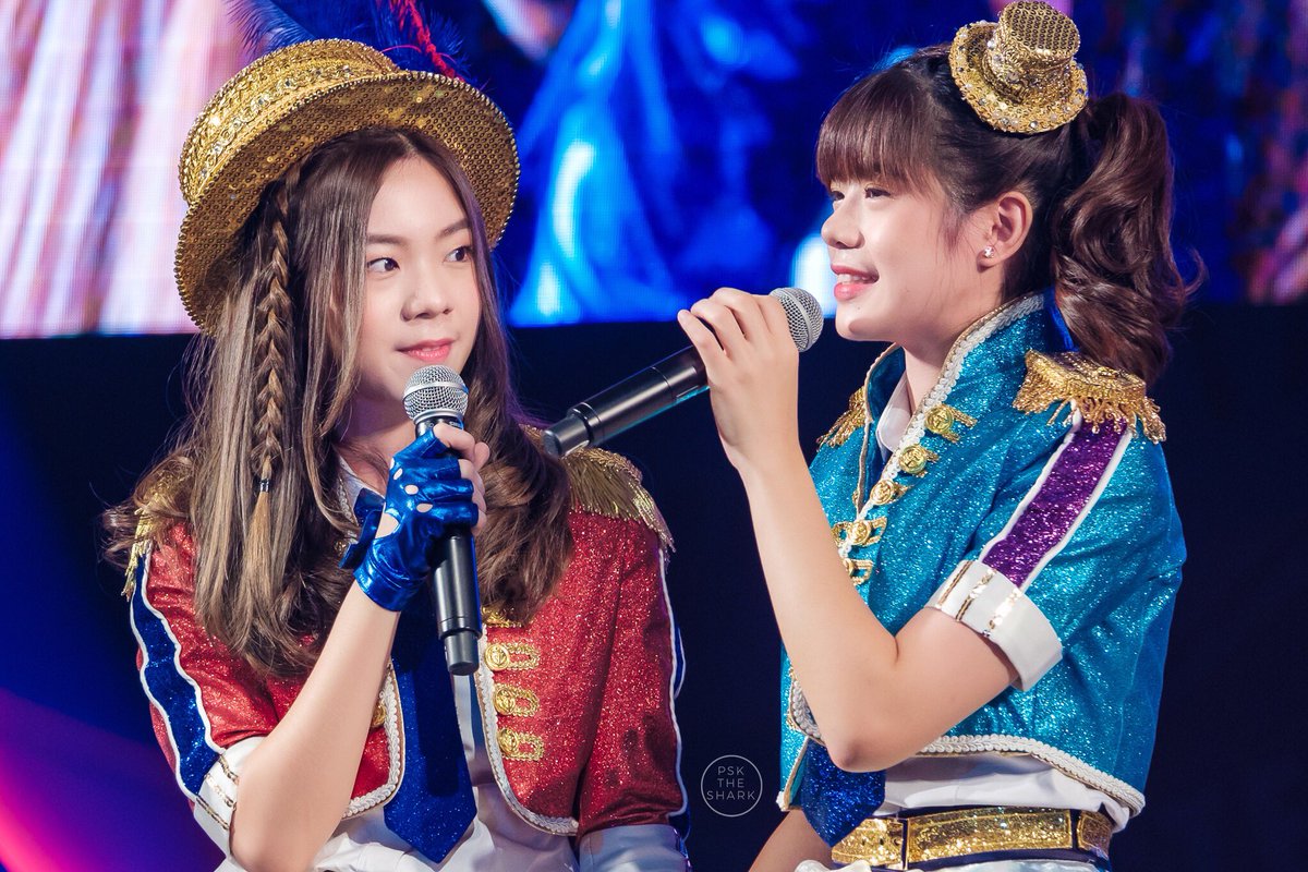 psktheshark's tweet photo. ❤️พี่ปัญ น้องวี❤️
#BNKFestival #ToyotaMasterCSGO #BNK48 #PunBNK48 #WeeBNK48 #น้องปัญผู้น่าร๊ากกก
ติดตามน้องปัญได้ที่ IG : pun.bnk48official
ฝากติดตามเพจ ❤️ปสก.หลามทุกสถาบัน❤️
IG : psktheshark และ Twitter : @psktheshark ด้วยนะค้าบบ 🤗 https://t.co/QW2CF1VOyw