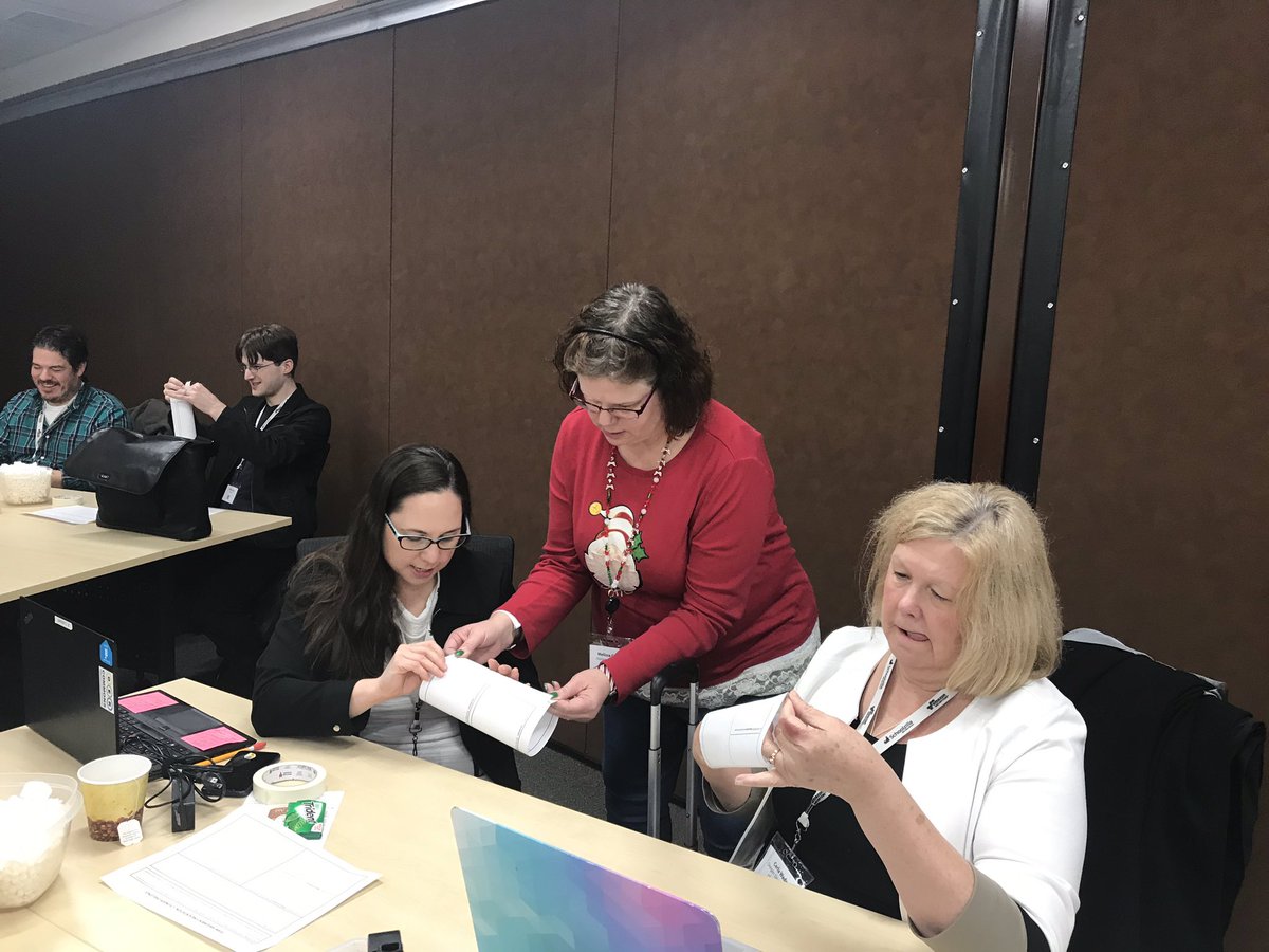 angiearends22's tweet photo. Playing with volume with Larry Zurcher #BeyondDevices @clackesd #LOSDLOGIC https://t.co/DRe8duNVCN
