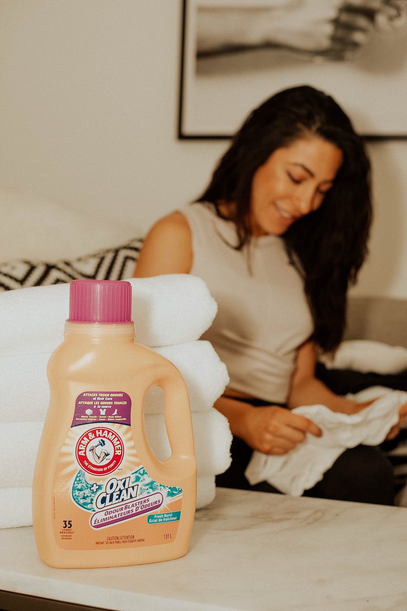 Tired of your workout clothes still smelling after putting them through the wash? Find out how the New Arm &amp; Hammer Plus OxiClean Odour Blasters detergent attacks those odours at their core! More on the blog bit.ly/2U9fyCZ #AHOdourBlasters #sponsored