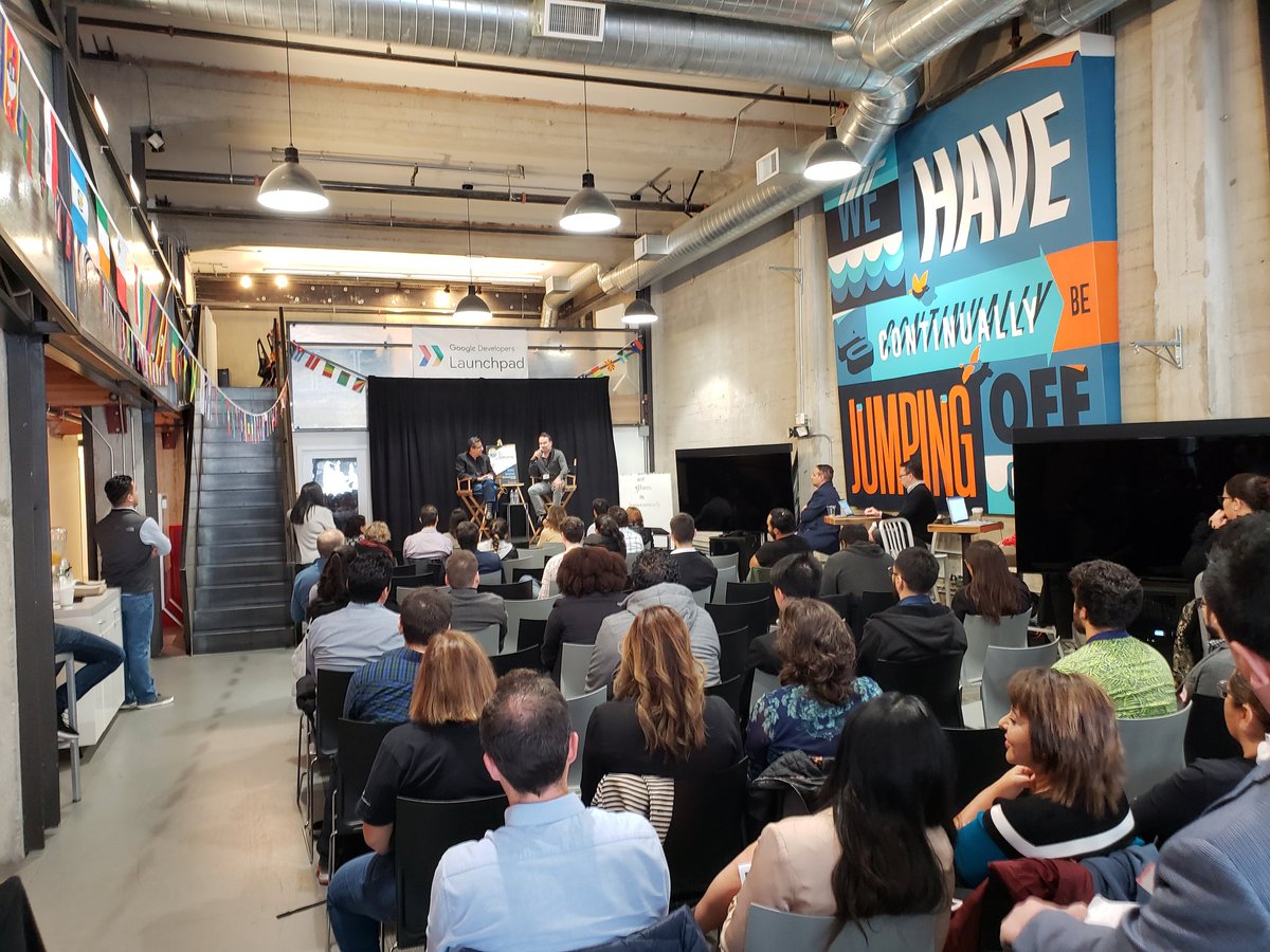 SSI_Innovations's tweet image. Wonderfully informational and productive event hosted by #manosaccelerator. Thank you for having us! And thanks for your signed book @TomChavez #datadriven