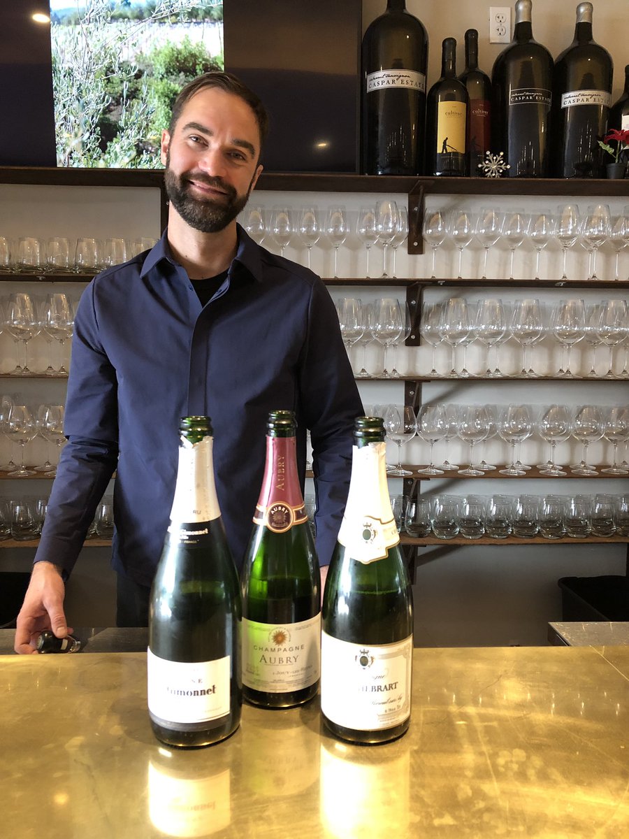 Cultivar_SF's tweet image. Our champagne flight!
Buy 3 or more sparkling bottles to go &amp;amp; get 20% off! #champagne #champagneflight #wineoclock