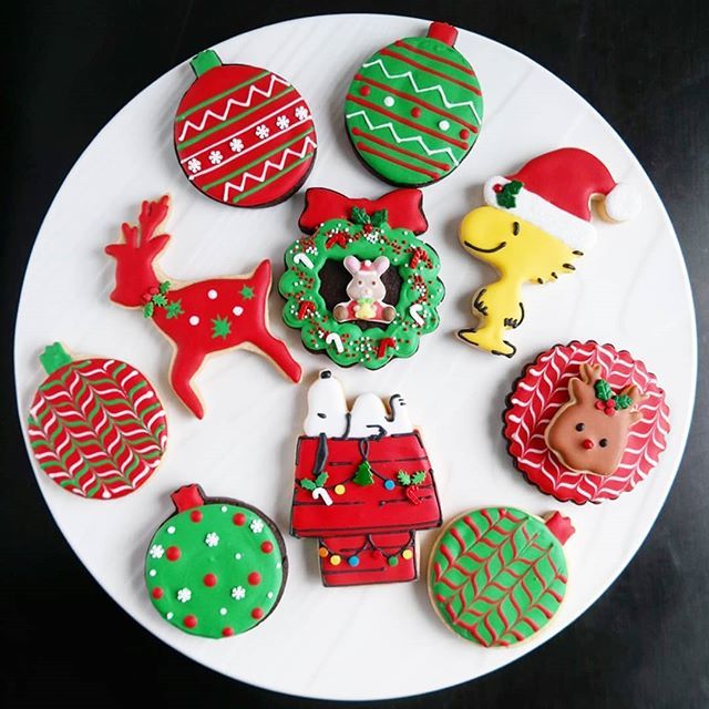 cakesbyshirley's tweet photo. Last day to order X'mas #cookies is Dec. 15, 2018. 📣📣📣 They come in 6 in a gift box tied with holiday ribbons and gift tag. .
.
.
#ShirleySweetCreations 
#MississaugaBakery 
#xmascookies 
#xmastreats #xmasgifts #torontocookies #foodie #eventplanner #… https://t.co/QR4QoZSaZK https://t.co/e3WdEPXsXE