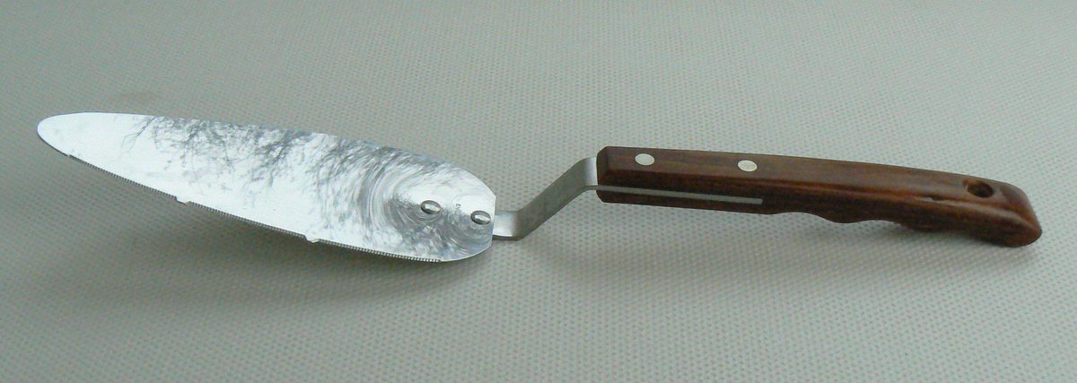 EverRotating's tweet photo. A #vintage Prestige teak handled stainless steel cake slice. Made in England

https://t.co/aaUkVu9TKR #prestige #cakeslice #followvintage https://t.co/3LAX1sNh1T