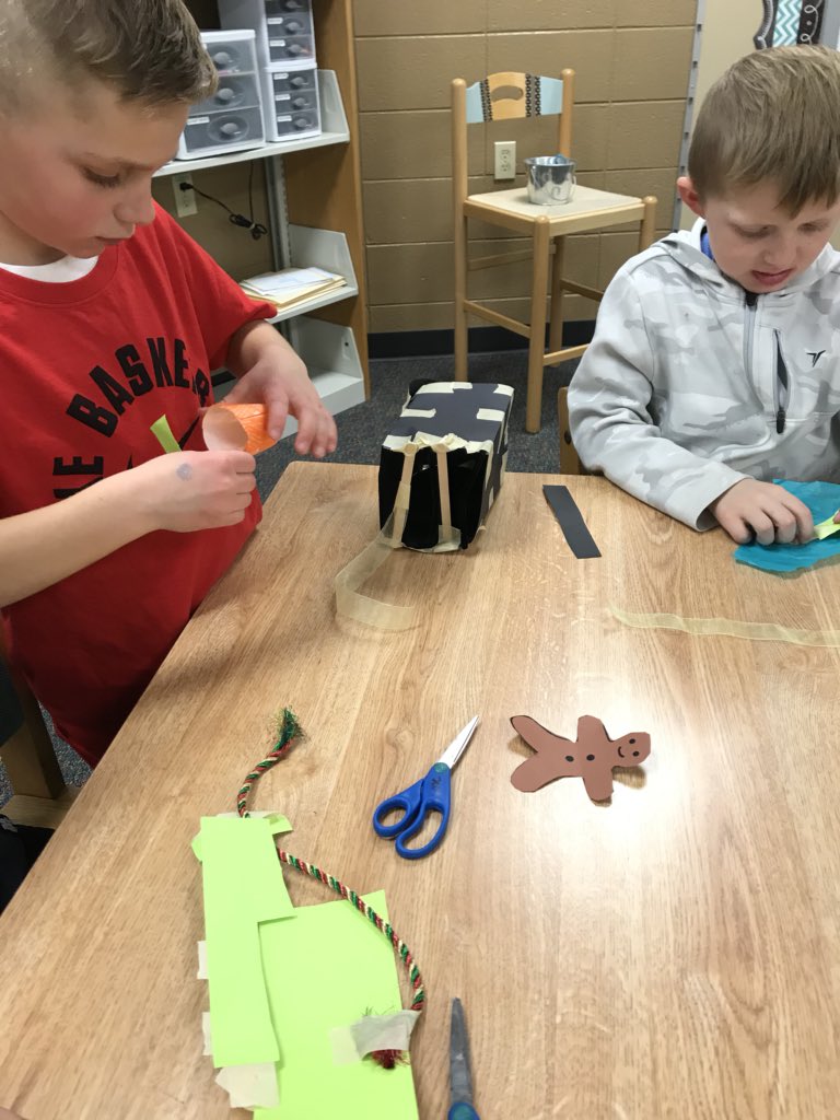 Little Chute Elem Library (LCelementaryLMC) Twitter