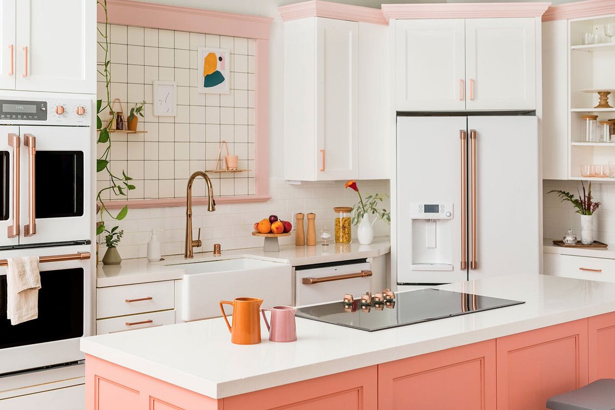 BritandCo's tweet image. Find your perfect style of kitchen: go.brit.co/2Pkdh4g #CafeAppliances #DistinctbyDesign #ad