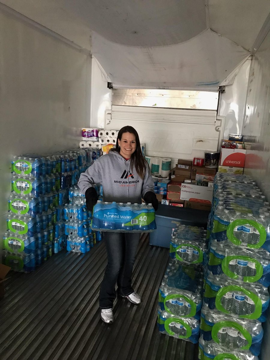Thank you #STL for your generosity! <a href="/MidAmLogistics/">MidAmerica Logistics</a> &amp; @wisefandi are accepting donations until 5pm today and between 9am-5pm Saturday and Sunday. #MilesforCalifornia #wildfiresWildfires 900 S Highway Drive, Fenton, MO