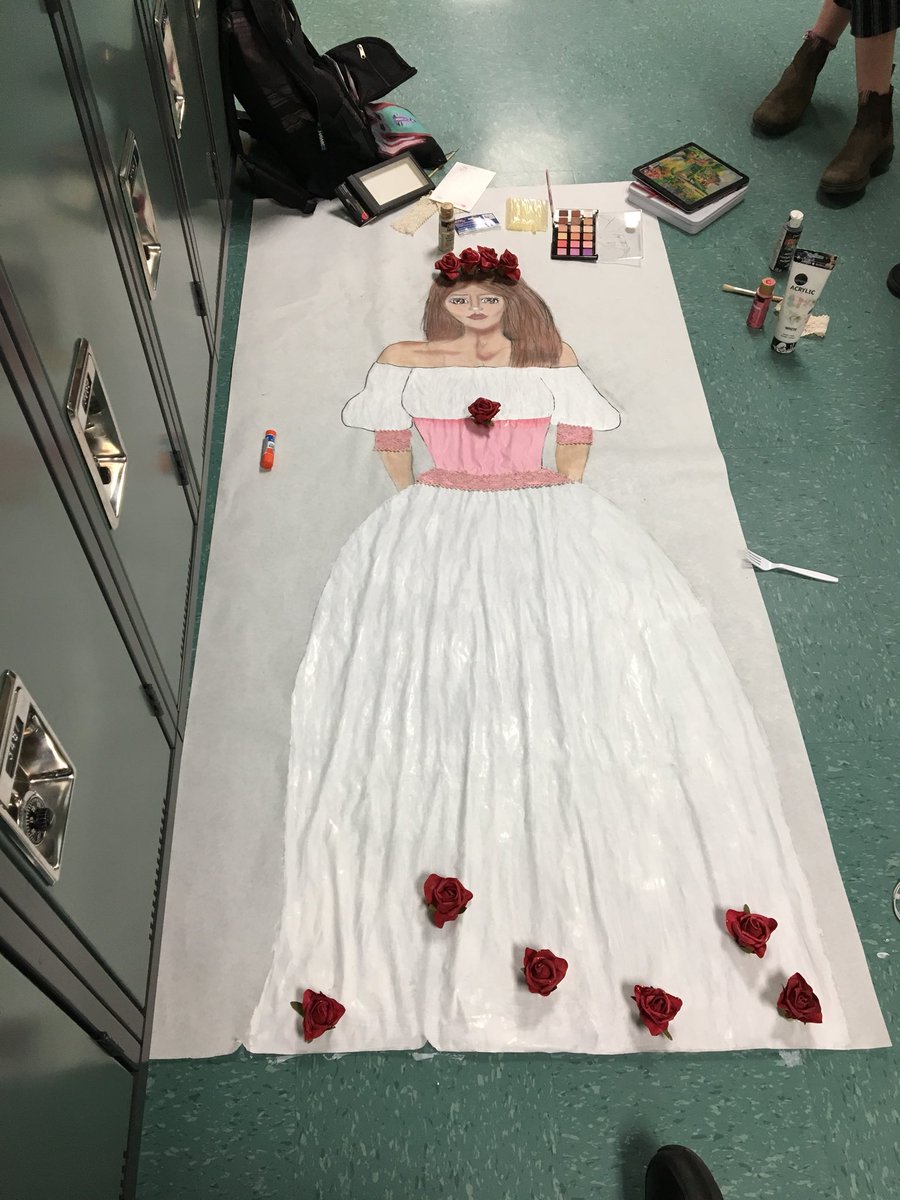 ratzlaff_d's tweet photo. With @sjcanino English 10 exploring the virtues and quotes of Juliet from their study of Shakespeare. Can’t wait to see the finished product Monday. #sd36learn #EMSlearns https://t.co/ua2rd3tbAP