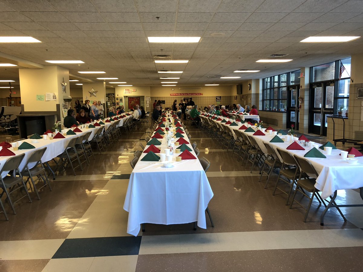 MrsKlee23's tweet photo. Thanks to everyone who helped make the senior citizen breakfast a success! #Rothpride #RHadvantage #NJHS https://t.co/maKCMHlM3D
