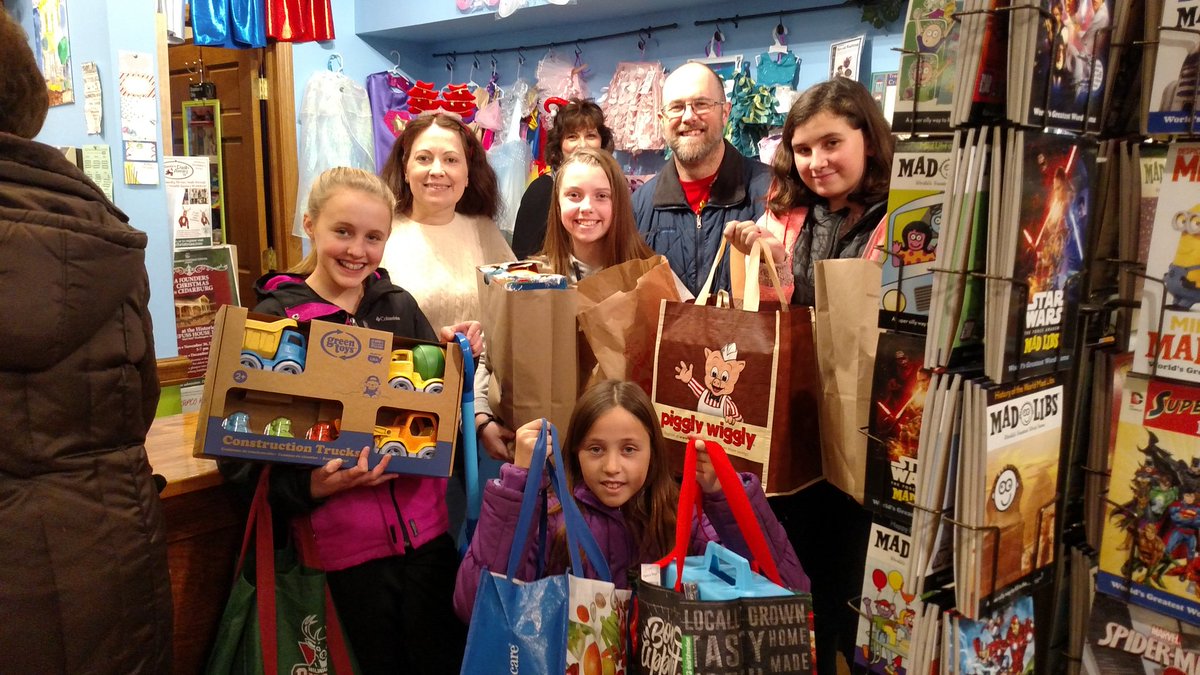 MrRaaflaub's tweet photo. @wtsstuco Love the selection of toys you picked up for the toy drive today! #wearewms https://t.co/DeQIwBwPBo