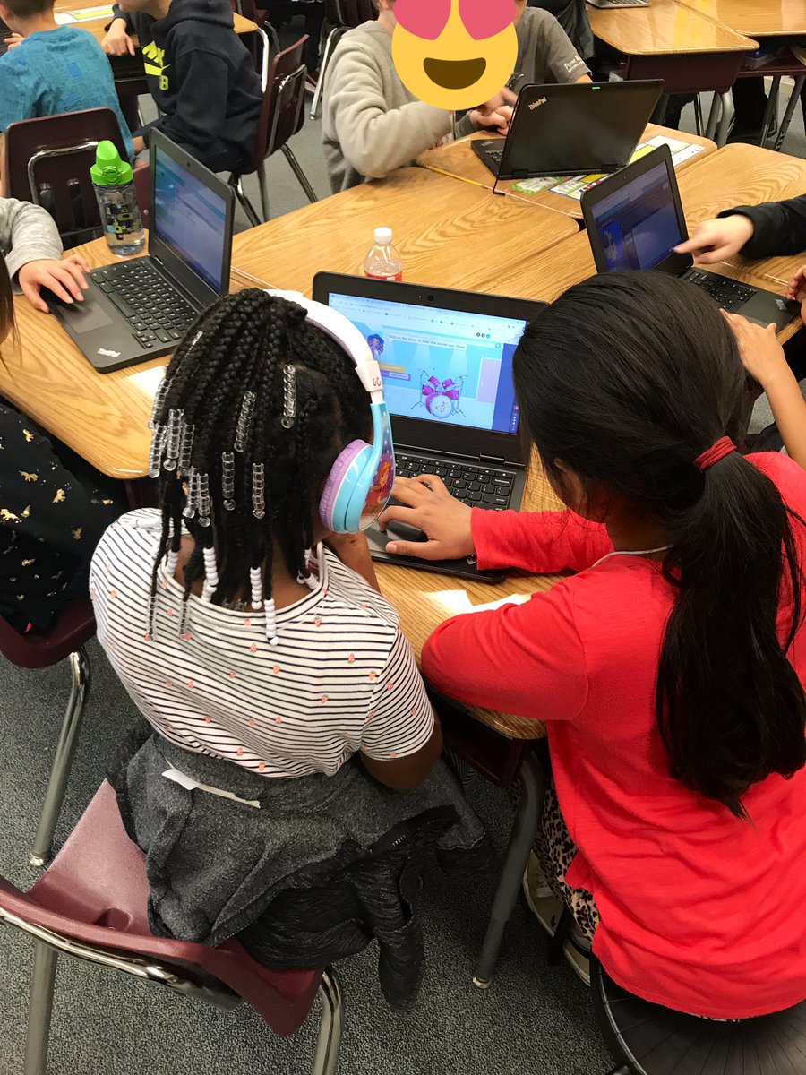 #hourofcode with my 5th graders and their 2nd grade buddies. #girlpower @FredPrincipal