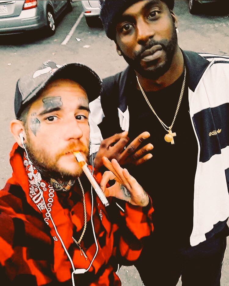 brotherfaust's tweet photo. mane my mf brother got extradited back to new orleans today & im fuckin SICK, blood. #FreeDaeDae https://t.co/oWDsTEVRAp