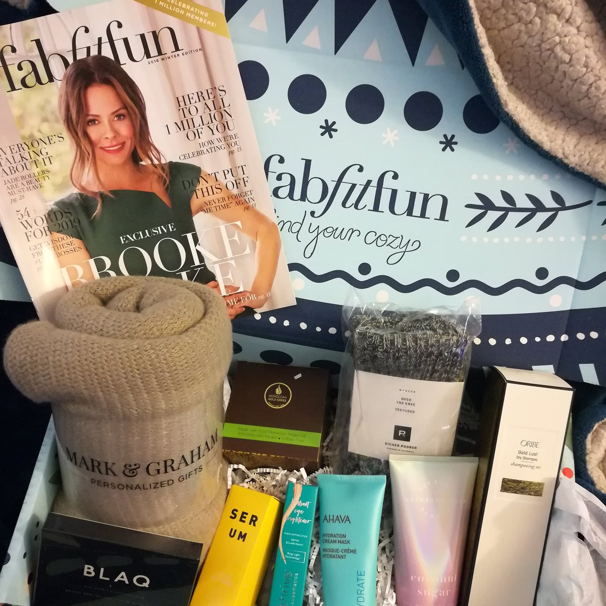 Felissaf's tweet photo. @fabfitfun #fabfitfun #fffgiveaway #RoyaltonResorts #Royaltonfit https://t.co/ASAmOhiZd2