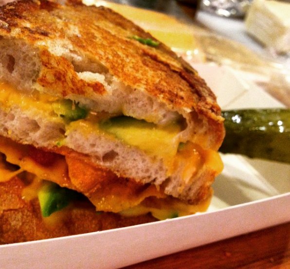 mcclurespickles's tweet photo. Time to panini up friends! This #delicious cheesy suggestion comes to us from a fan. Boy, do you all have a great taste. Thanks for including us in your creations -- the heat brings even more flavor and POWER to the pickles. #LetsMakeSomethingGreat ... https://t.co/JWNqisohFL