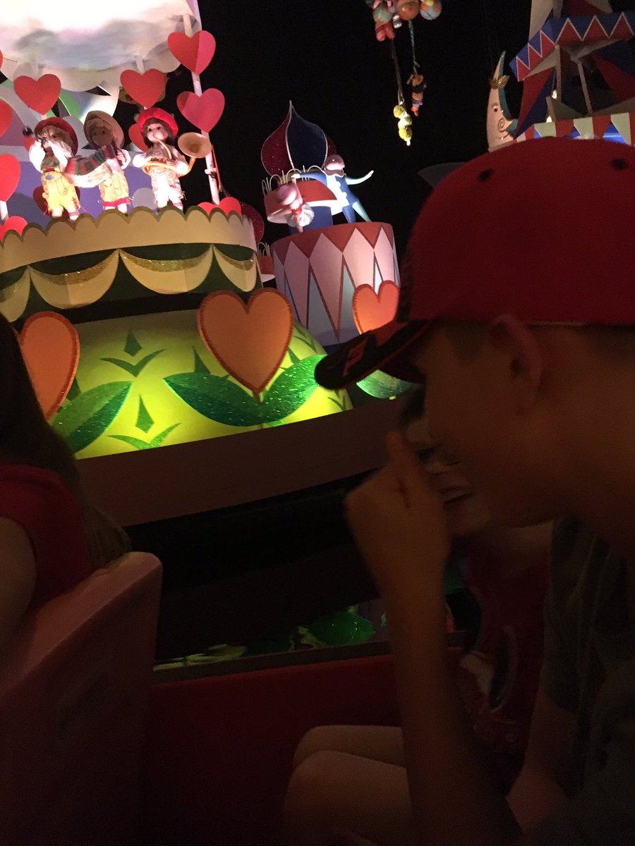 prycemat's tweet photo. It’s not a Disney trip without a ride on “it’s a small world” https://t.co/0vsP13PGqs