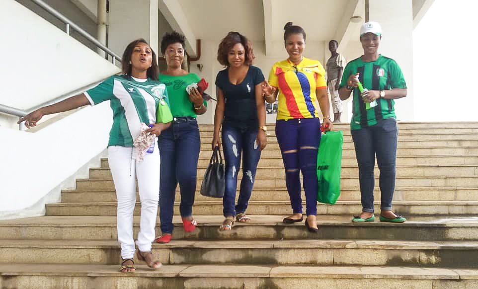 SekHasaacas's tweet photo. Help us share this item to anyone coming to Sunday's #SekondiDerby

Let's stick to freewill and not to engage in unnecessary. 

Hasaacas V Eleven Wise:  Supporters Information

READ: https://t.co/i12NnST5eF https://t.co/I6HFyp0IxC