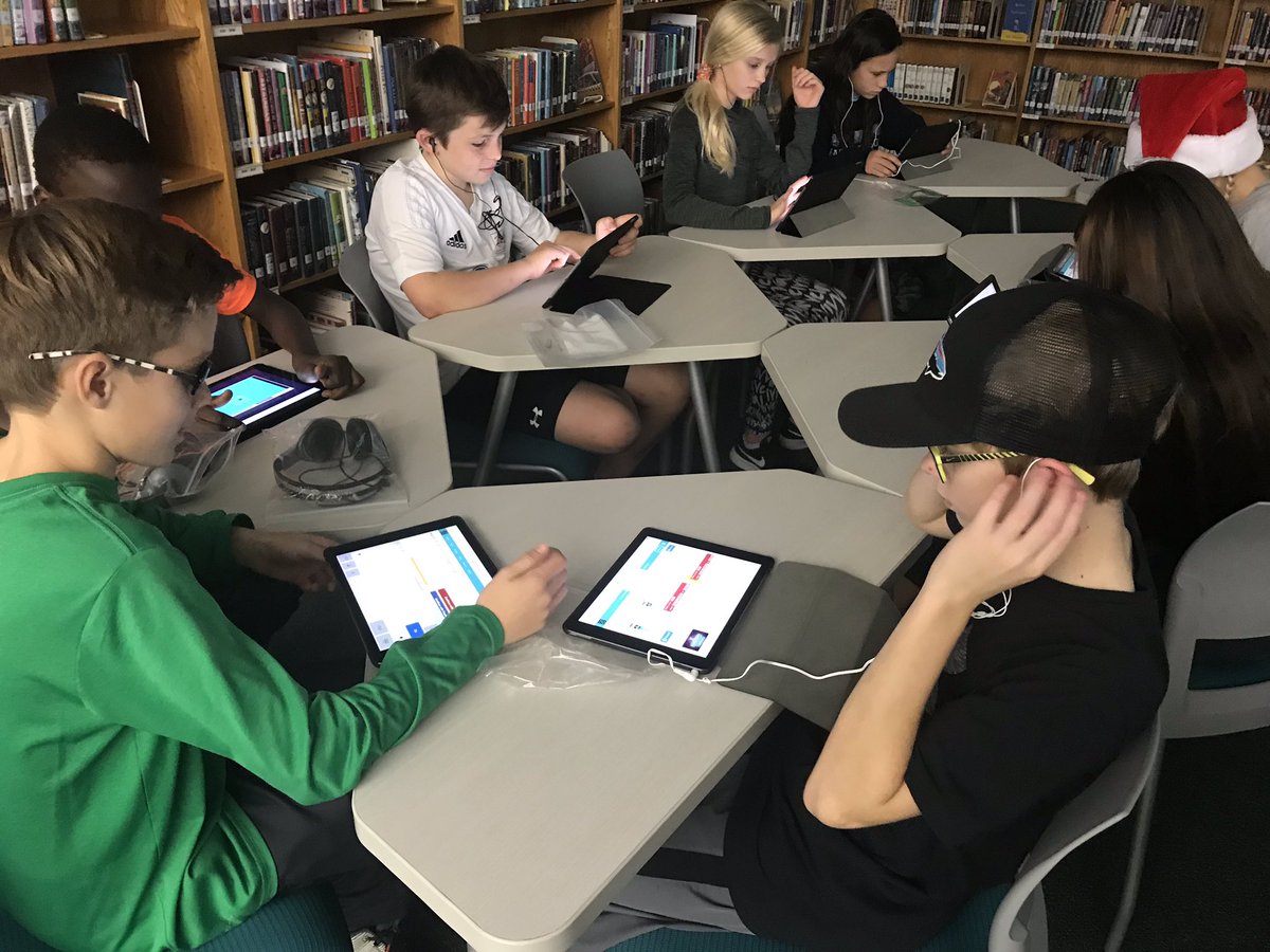 AldridgeEIS's tweet image. Hour of Code 🎮💻🕹 #hourofcode2018 @codeorg @ldrenka @EubanksDragons