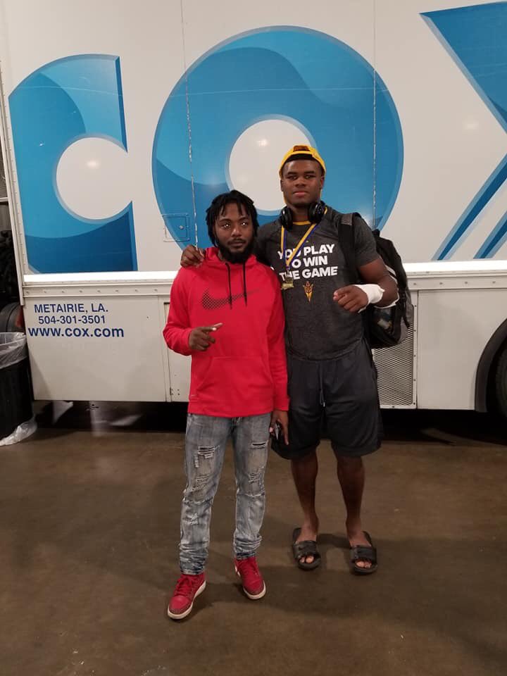 LilclintonE's tweet photo. #7GOAT HE LEFT IT ALL OUT THERE ON THE FIELD....FOR HIS LAST RIDE HE PLAYED ONE HELL OF GAME

Ring ME CHAMP @DevontaleeLee https://t.co/hdCjo4QaGN