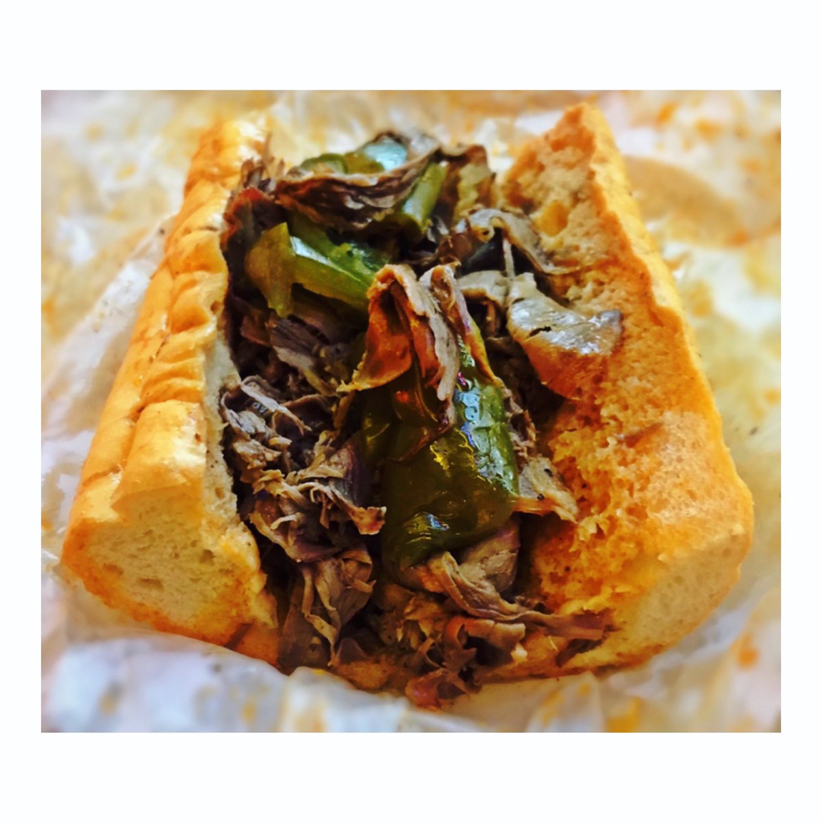 TheCathyV's tweet photo. Dinner at the original #italianbeef joint. 👌🏽 #alsbeef #dinner #foodporn #chicago @AlsItalianBeef https://t.co/stE8hucPYg