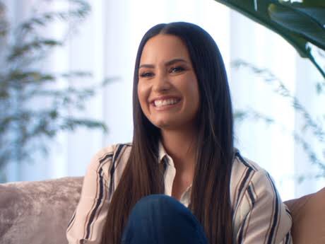 JuliellyDuarte's tweet photo. @PortalLovatoMG #ProudOfXtinaAndDemi #FallinLineGrammy @ddlovato @xtina https://t.co/8fBqQt9Sao