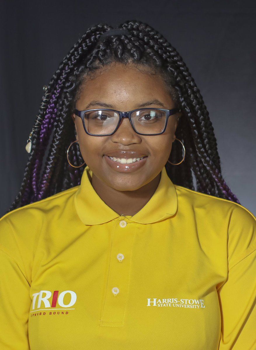 HSSUUpwardBound's tweet photo. Senior Spotlight: 

Diamond is a senior and has been RACKING up acceptance letters to Missouri Western State, Fisk University, University of Missouri - Kansas City, University of Memphis, Langston University, Benedict College, and Harris-Stowe State University! #TrioWorks https://t.co/vQRGY76LLi