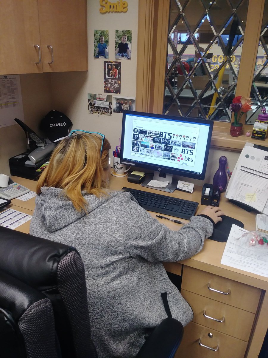 NowICantJimOut's tweet image. Went to visit and spend time with my mom at her work and this is what I see....

She is looking up @BTS_twt  on her computer.... 💜 Then she is playing their music! 

#ILoveHer
#BTSArmyMom
#BTS 
#BTSxGrammys