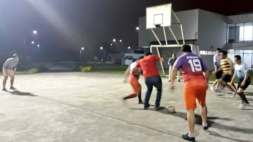 IST_TSA_CHILA's tweet photo. [INTEGRACIÓN] Mini Campeonato organizado entre graduados y docentes del @IST_TSA_CHILA en el 1er. Reencuentro de Graduados del Instituto | Instalaciones | @DeporteEc @EduSuperiorEc https://t.co/PvIMfbsKmF