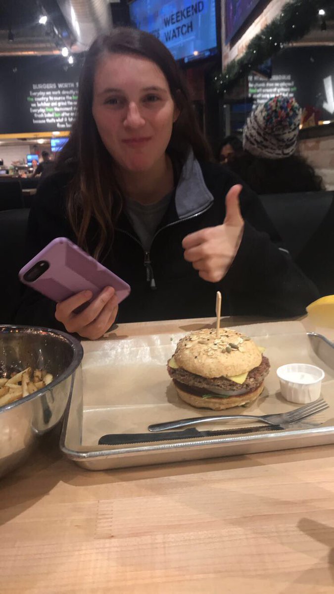 isabelleb022's tweet image. Tried the impossible burger (completely vegan) at Hopdoddys!! I would give it a 4/10 not too bad, but will probably not get it again. @ambarnes8 @ImpossibleFoods #esslove #teachSDGs