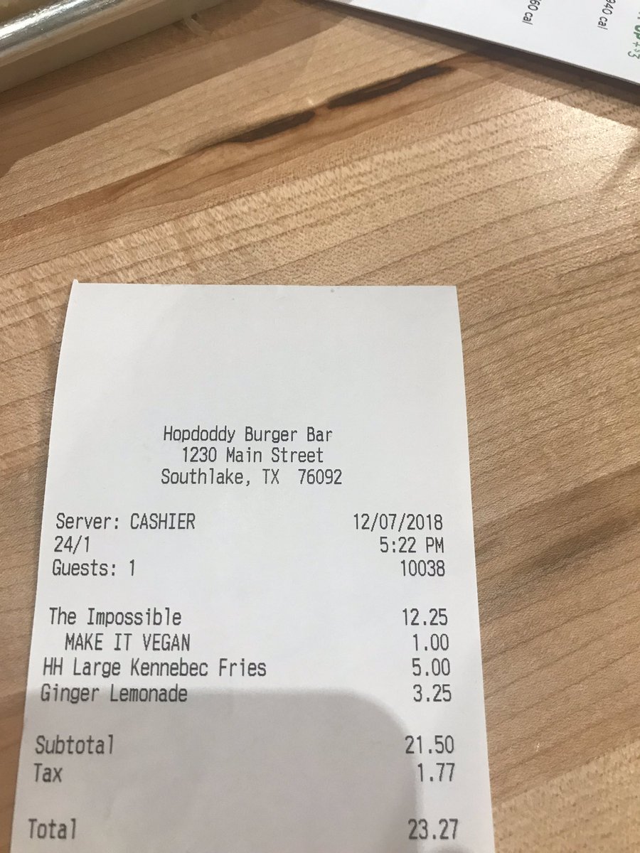 isabelleb022's tweet image. Tried the impossible burger (completely vegan) at Hopdoddys!! I would give it a 4/10 not too bad, but will probably not get it again. @ambarnes8 @ImpossibleFoods #esslove #teachSDGs