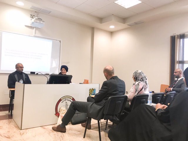 Q8Hashtagat's tweet photo. #جامعة_الكويت | أقامت اللجنة الثقافية في قسم اللغة الفرنسية وثقافاتها في كلية الآداب بجامعة الكويت محاضرة بعنوان "اللغة الفرنسية لدى طلاب الثانوية العامة في دولة الكويت" 
@univ_koweit https://t.co/ByI9BWddZq