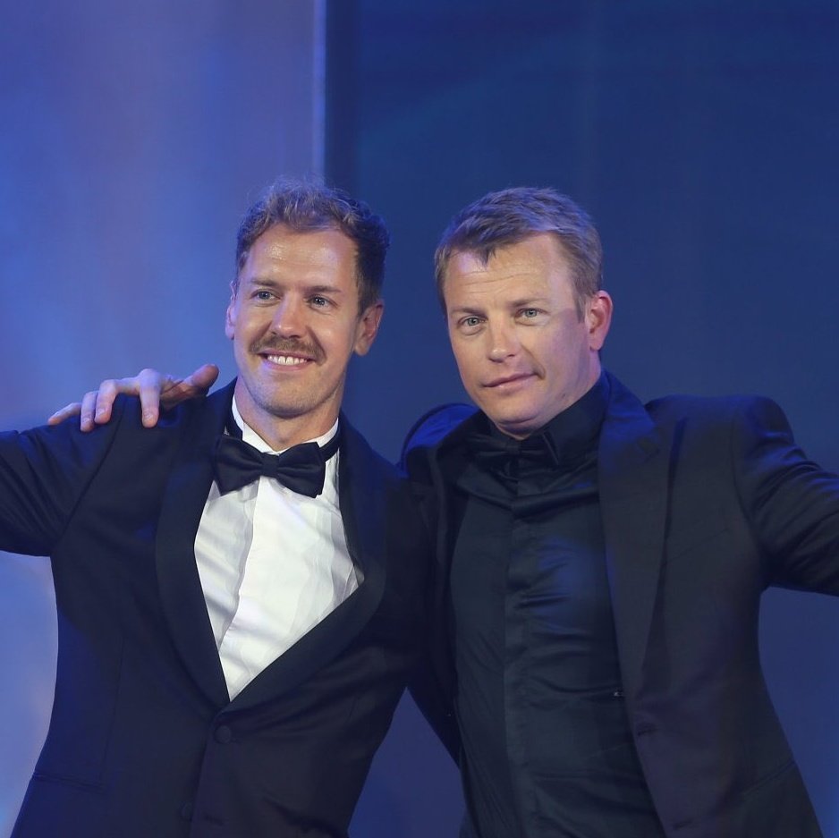 Who is Lewis Hamilton ?
A drunk guy and Nigel Mansell stole the show this evening 🏆
#ForzaFerrari