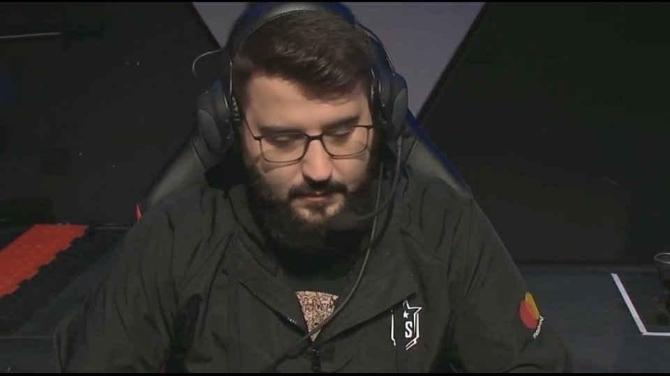 SanchesMiix's tweet photo. @EvilAFM Madre mia tu, que me saco la polla y parto faker Por la mitad!, (voz de alejandro) https://t.co/CovNA26JYc