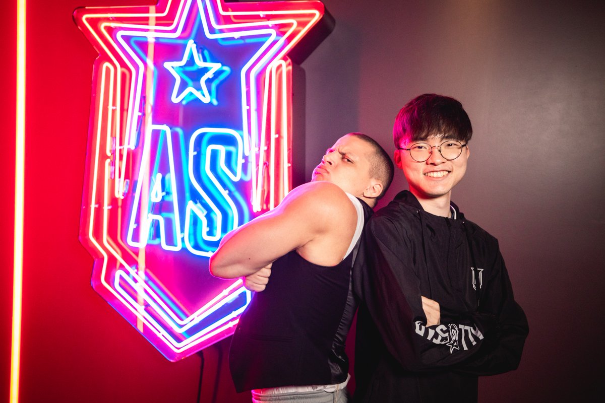 LoL Esports tweet media