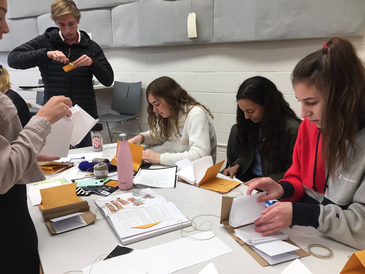 jricci_edleader's tweet image. Making, sewing &amp;amp; hacking homemade travel journals for our Boston creativity tour -inspired by Esther K. Smith #creativity #makercenteredlearning #intensives ⁦@HawkenSchool⁩ with ⁦@Rabbitross⁩