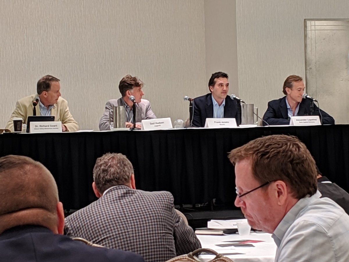 block5capital's tweet photo. Our Frank Amato (@FTAiii) on a panel titled "How to identify and invest in #blockchain opportunities" in #MiamiTech during #ArtBasel thanks @CryptoProExpo for the opportunity to speak. https://t.co/FT8hKlHOrk