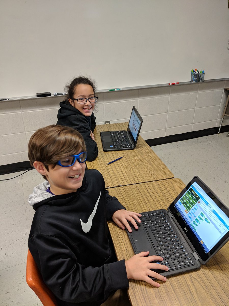 JBarnett_LISD's tweet photo. Coding is serious business. "I can't look at the camera and take my eyes off my code, Mrs. Barnett!" 😂 #HourOfCode2018 #LufkinCodes #LPNoLimits #OnwardandUpward https://t.co/U4X0GAafJQ