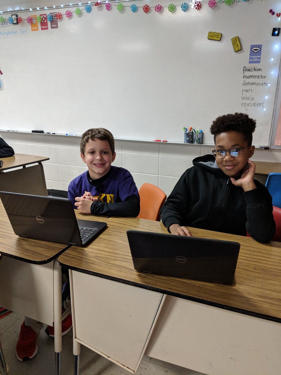 JBarnett_LISD's tweet photo. Coding with friends is fun! #HourOfCode2018 #LufkinCodes #LPNoLimits #OnwardandUpward https://t.co/Fl9TR30jnZ