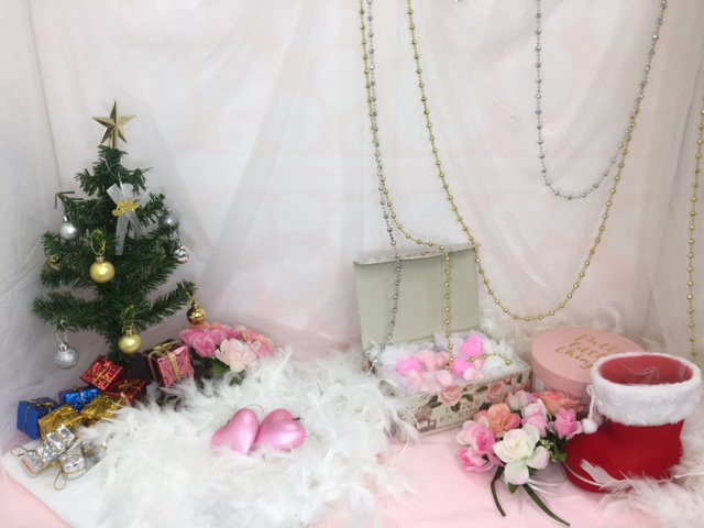 ジーストア 名古屋3f リトルワールドのドール撮影スペースを模様替えしました 今回のテーマは クリスマス どなたでも無料でご利用できますのでお気軽にスタッフまでお声掛け下さいね T Co 0kobq4ez42 リトルワールド ジーストア