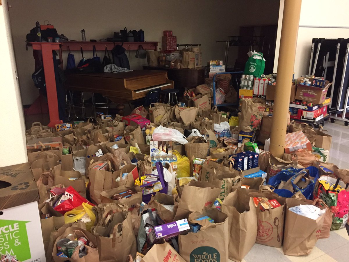 VolkeSmash's tweet photo. So proud of my school for donating over 4,000 units of non-perishable food items for our Stuff the Bus 🚌 fundraiser. So many big hearts and examples of kindness. #makekindnessnormal #chooselove #characterstrong #lessonreflection https://t.co/MDD5EcCZLZ