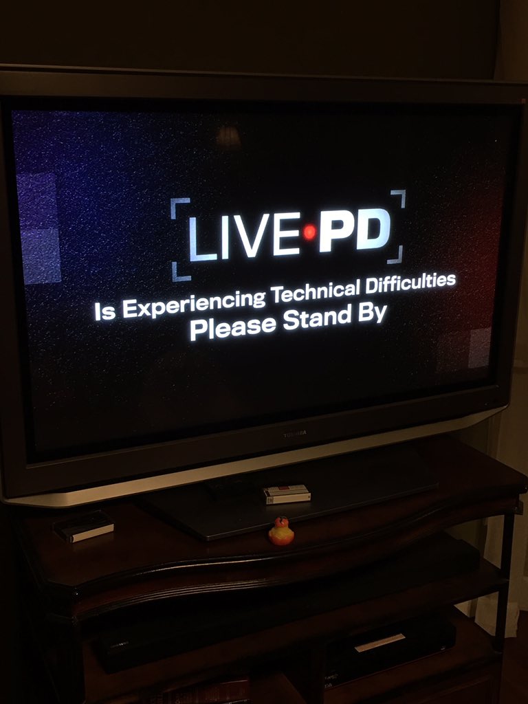 JustinDodge7's tweet photo. Scariest moment of my life! I hope i never see this horrible, horrible, horrible picture again! @OfficialLivePD https://t.co/ZBZ1lraa7R