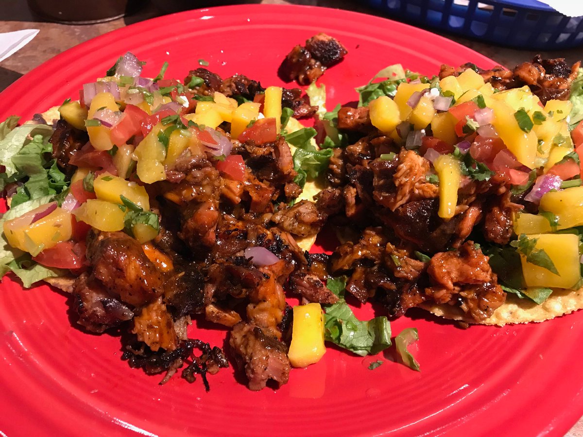 NeighborNoreen's tweet photo. Spicy and sweet...naughty and nice: the holiday pork rib tostadas at @TaqueriaVecino in @ItsInDeKalb ! https://t.co/gRgjmLpica