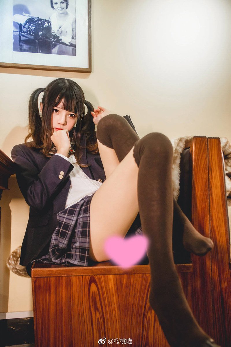 #JK #制服ディズニー 

       [ - 我现在很乖 没有找别的小朋友 还在等你[给你小心心][给你小心心]
      
｜出镜：@桜桃喵 
｜摄影后期：@西瓜呆毛汪 https://t.co/ucYisv2j8j
